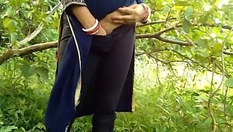 Teen Busty Teen And Milf Have Wild Outdoor Public Sex In Indian Jungle